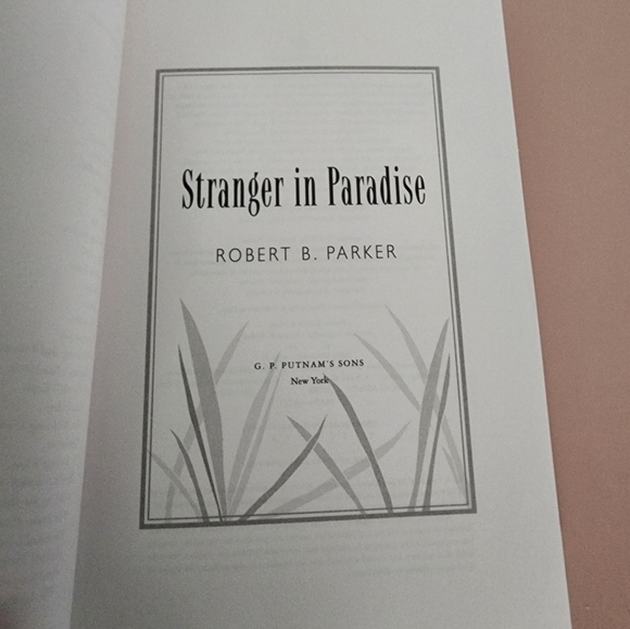 Robert B Parker "Stranger in Paradise" A Jesse Stone Novel # 7-Hardback Book - Picture 6 of 8